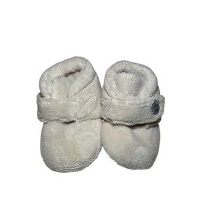 UGG Bixbee Bootie in Vanilla Size 4/5 12-18 Months Never Worn